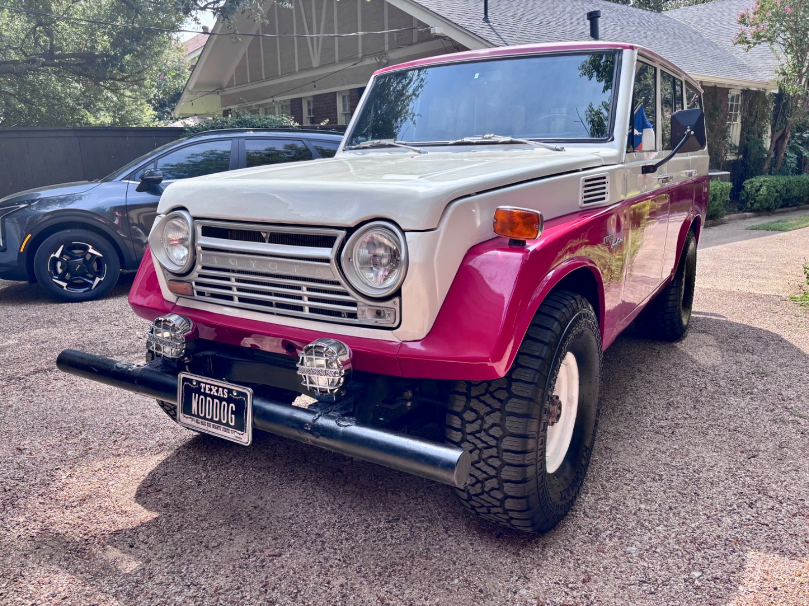 Toyota-Land-Cruiser-1969-Black