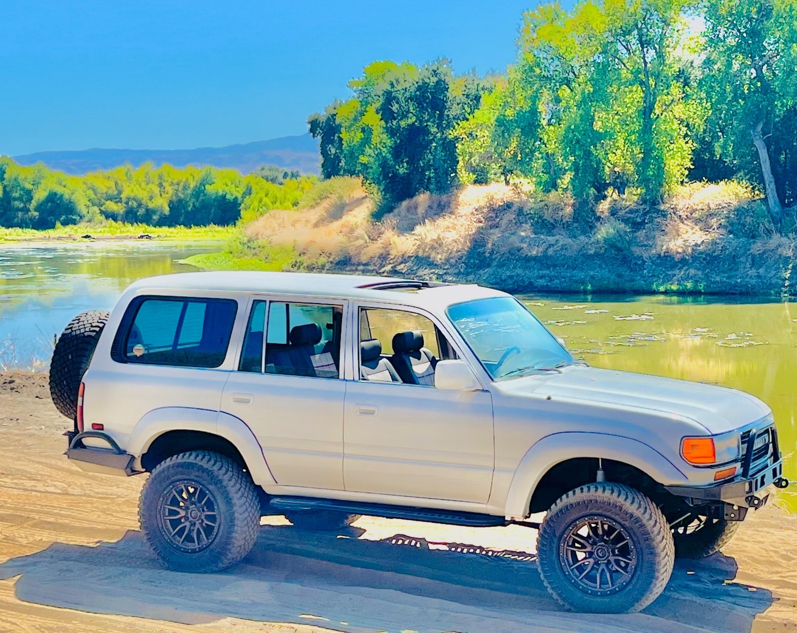 Toyota-Land-Cruiser-1991-SUV-Brown