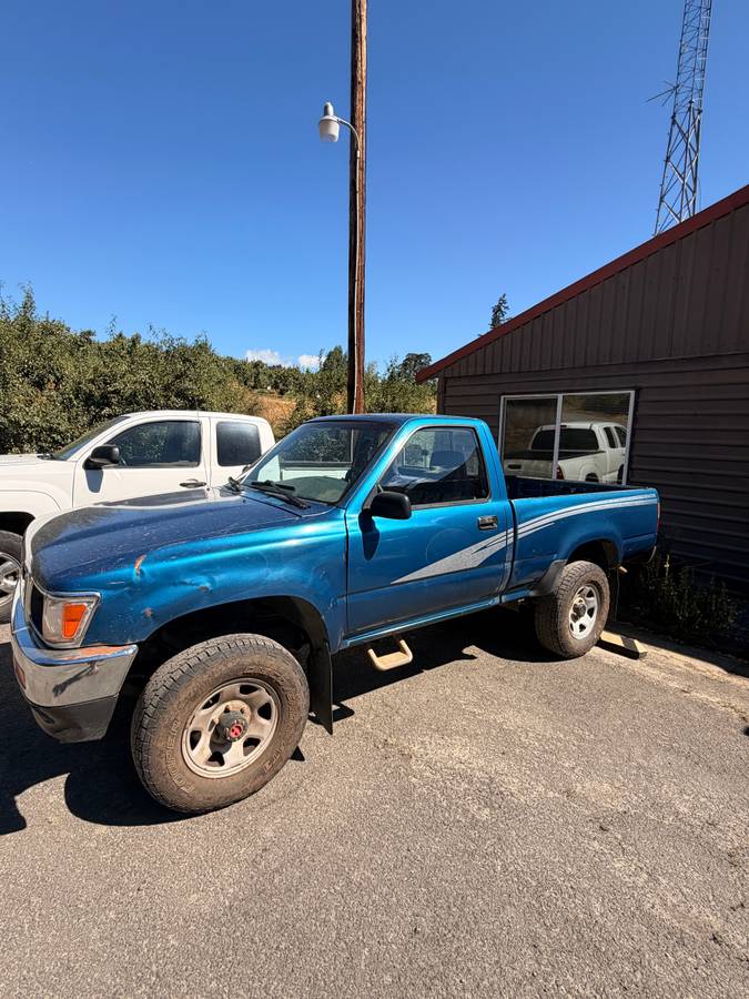 Toyota-Pickup-1993-Blue