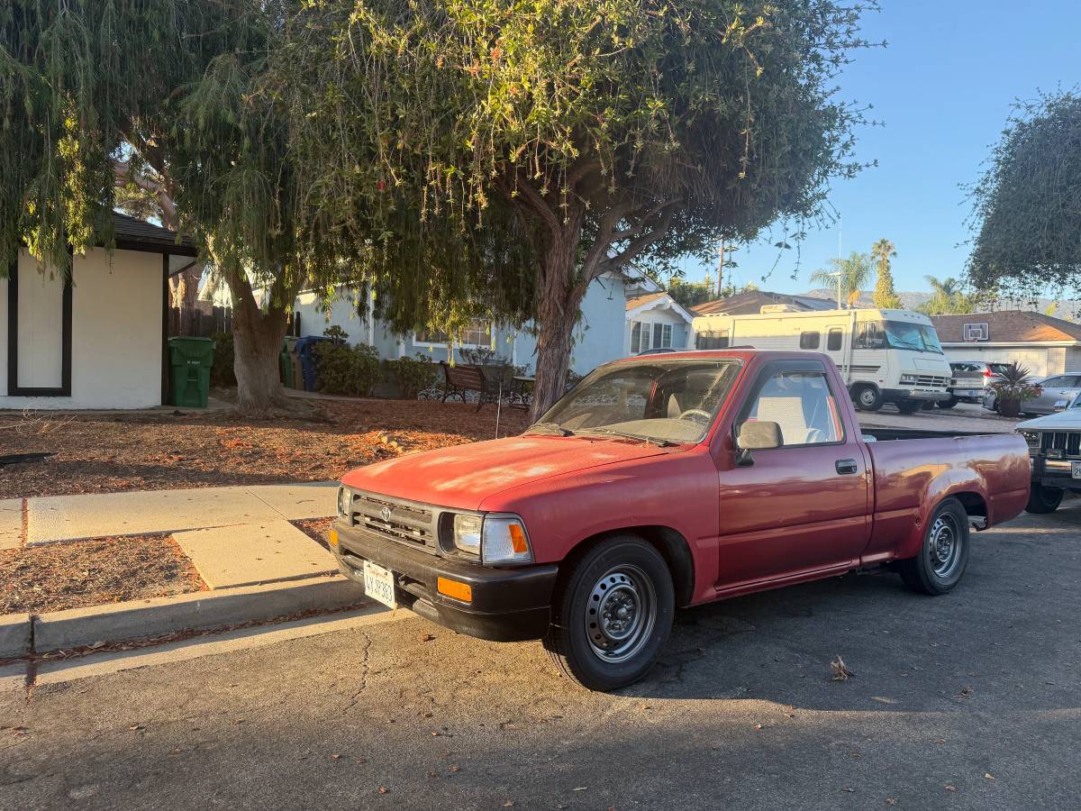 Toyota-Pickup-1994