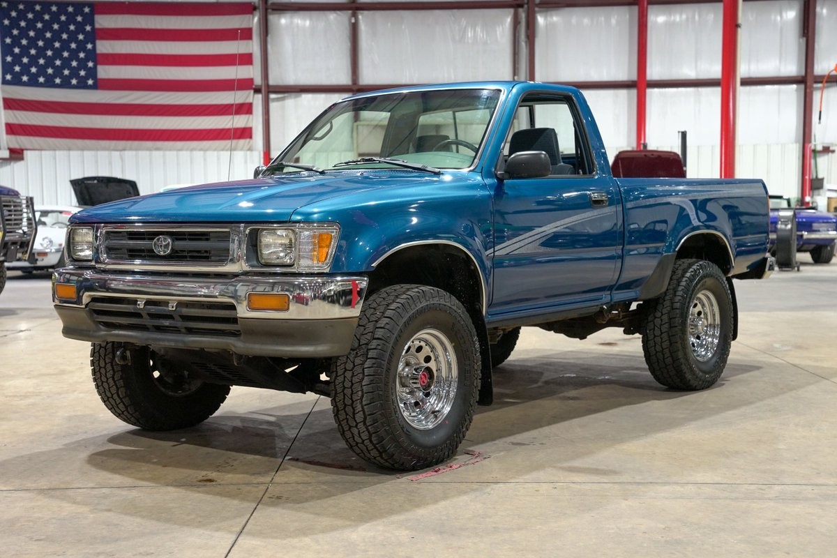 Toyota-Pickup-1995-Standard-Cab-Pickup-Blue