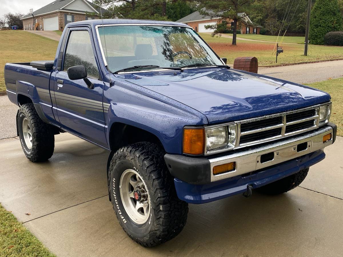 Toyota-Pickup-1996-Blue