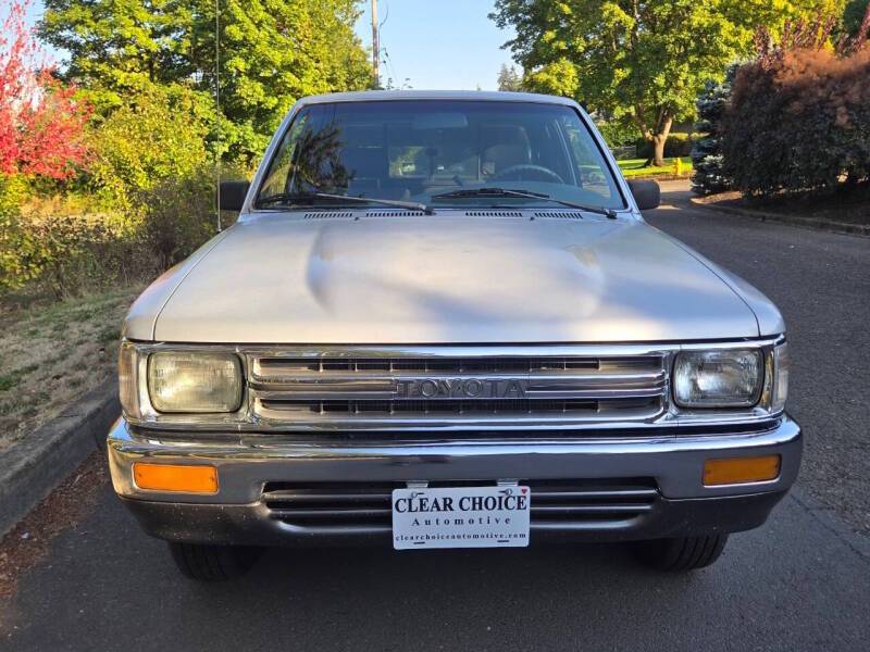 Toyota-Pickup-extended-cab-2drs-rwd-1989-Black