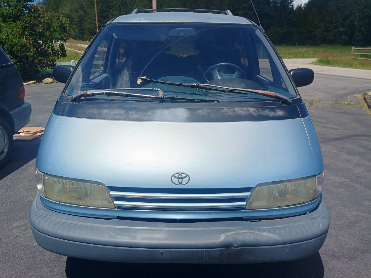 Toyota-Previa-1991-Blue