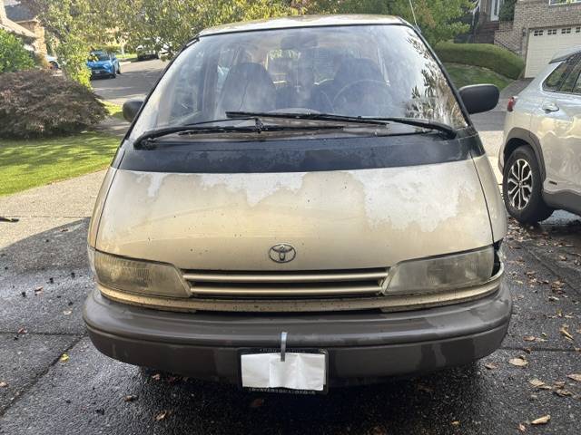 Toyota-Previa-1991