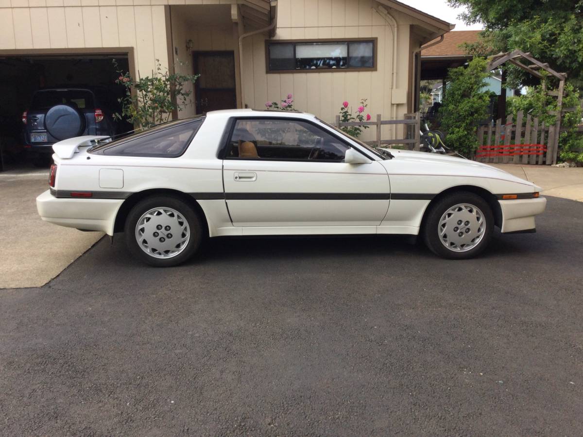 Toyota-Supra-1987-White