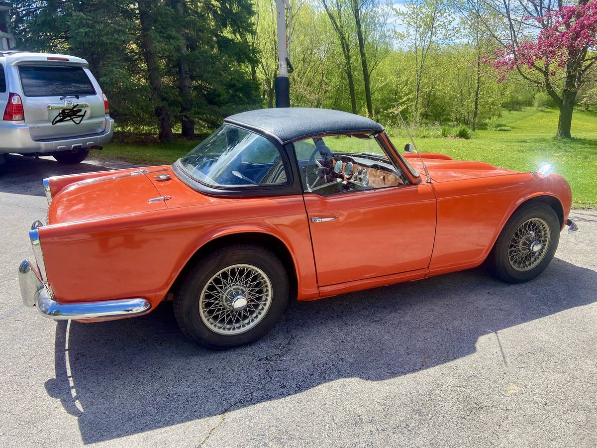 Triumph-Tr4-original-factory-surrey-top-1964-Black