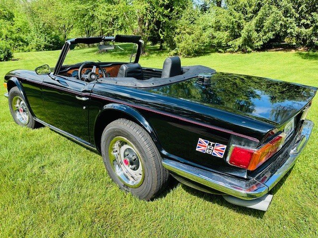 Triumph-Tr6-1970-Black-Black