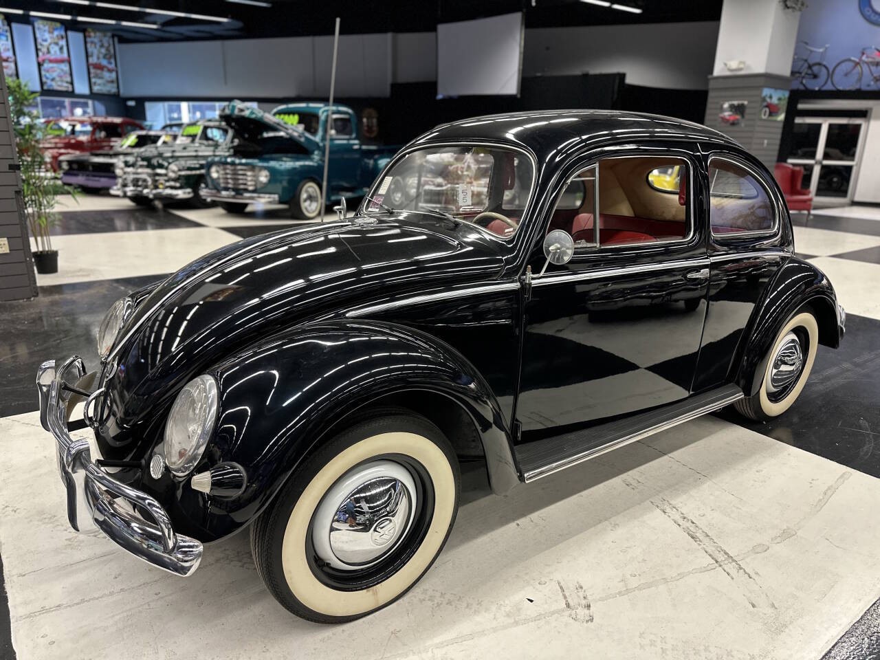Volkswagen-Beetle-1955-Sedan-Red