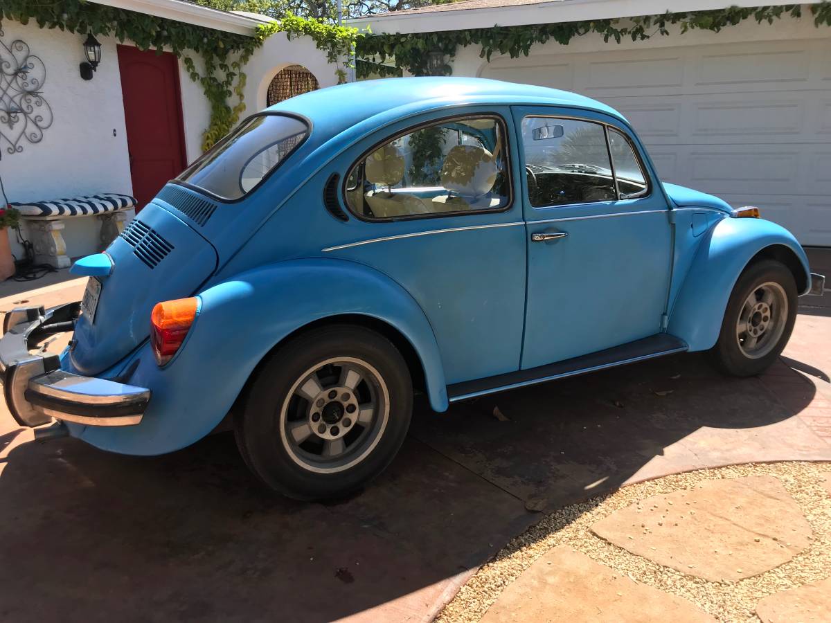 Volkswagen-Beetle-1977-Blue