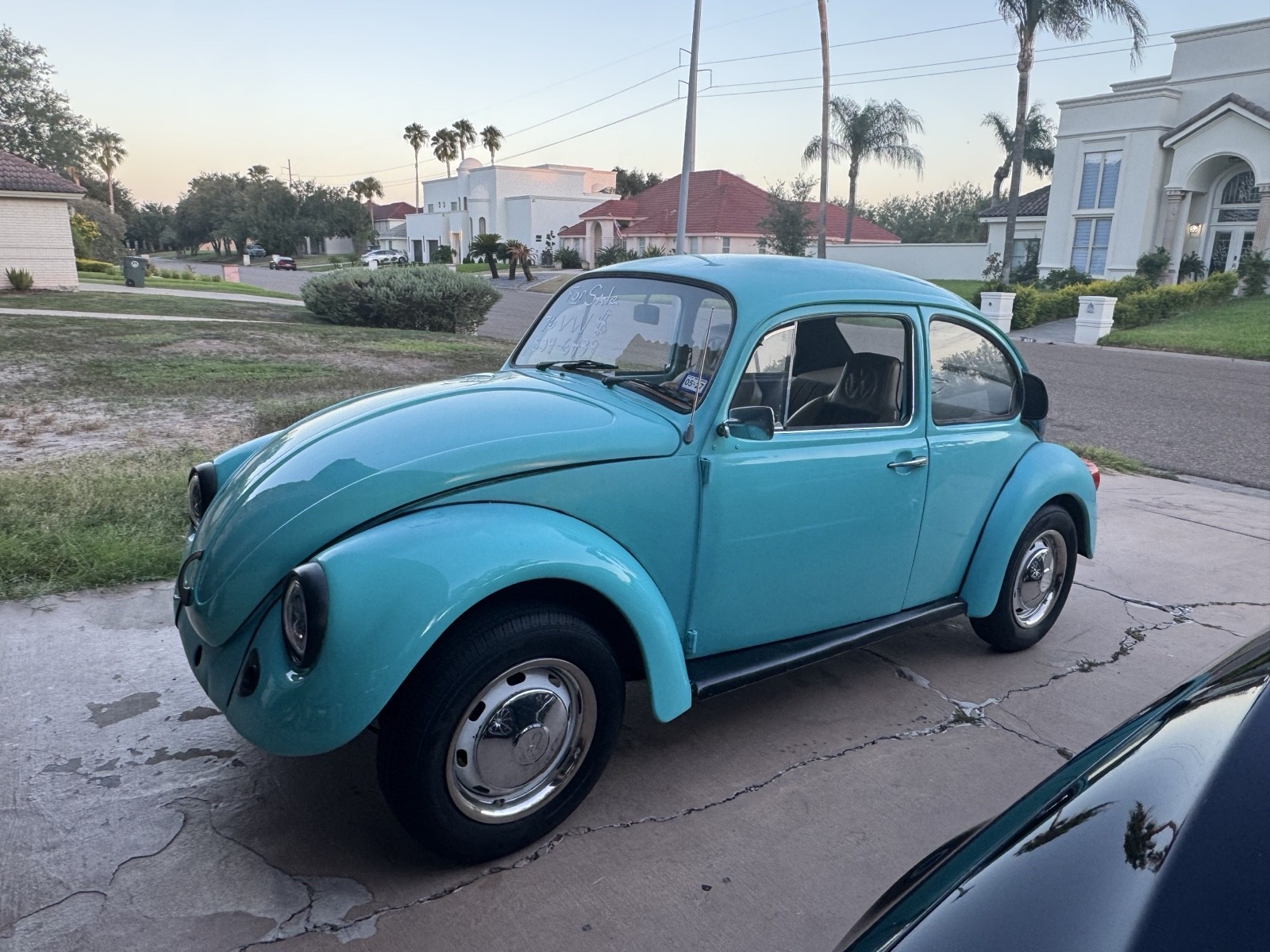Volkswagen-Beetle-Cabriolet-1976-Hatchback