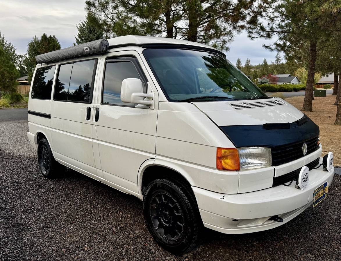 Volkswagen-Eurovan-camper-1993-White