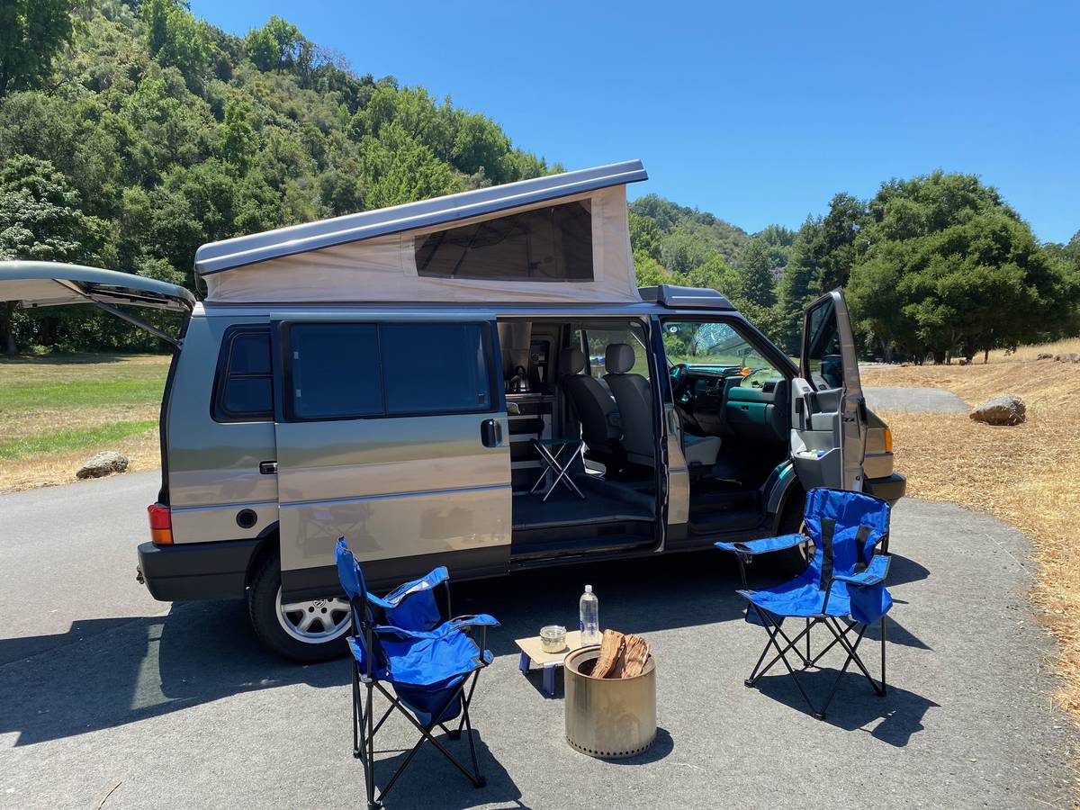 Volkswagen-Eurovan-camper-1995-Green