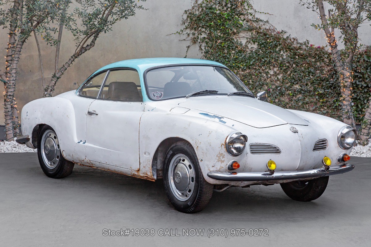 Volkswagen-Karmann-Ghia-1968