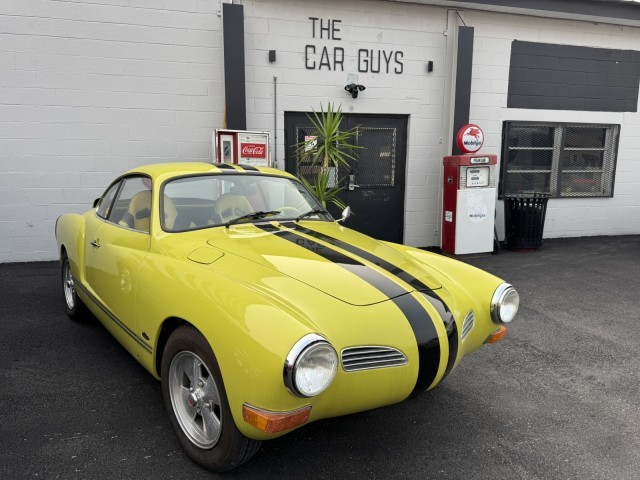 Volkswagen-Karmann-Ghia-1974