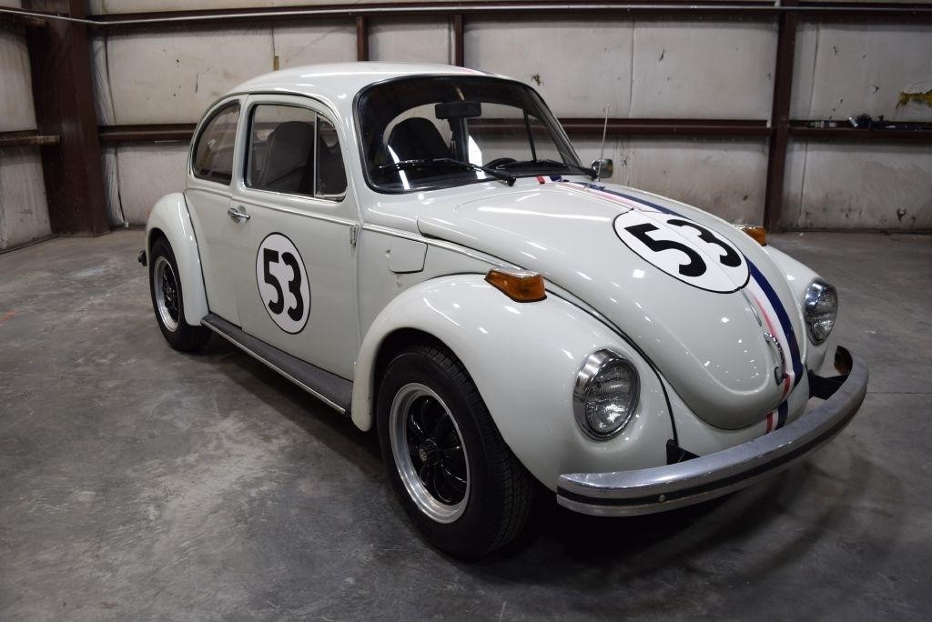 Volkswagen-Super-Beetle-1973-Sedan-Black