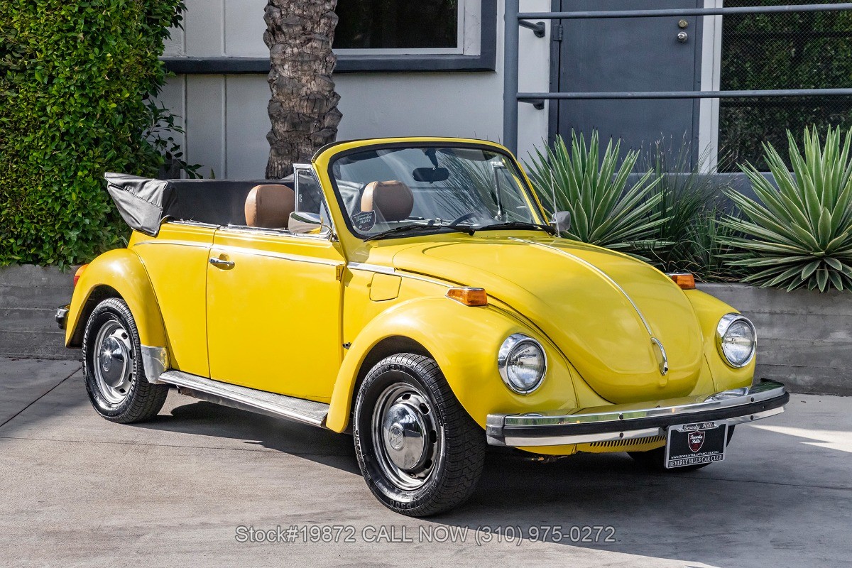 Volkswagen-Super-Beetle-Cabriolet-1979
