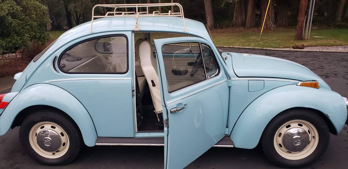 Volkswagen-Super-beetle-1971-Blue