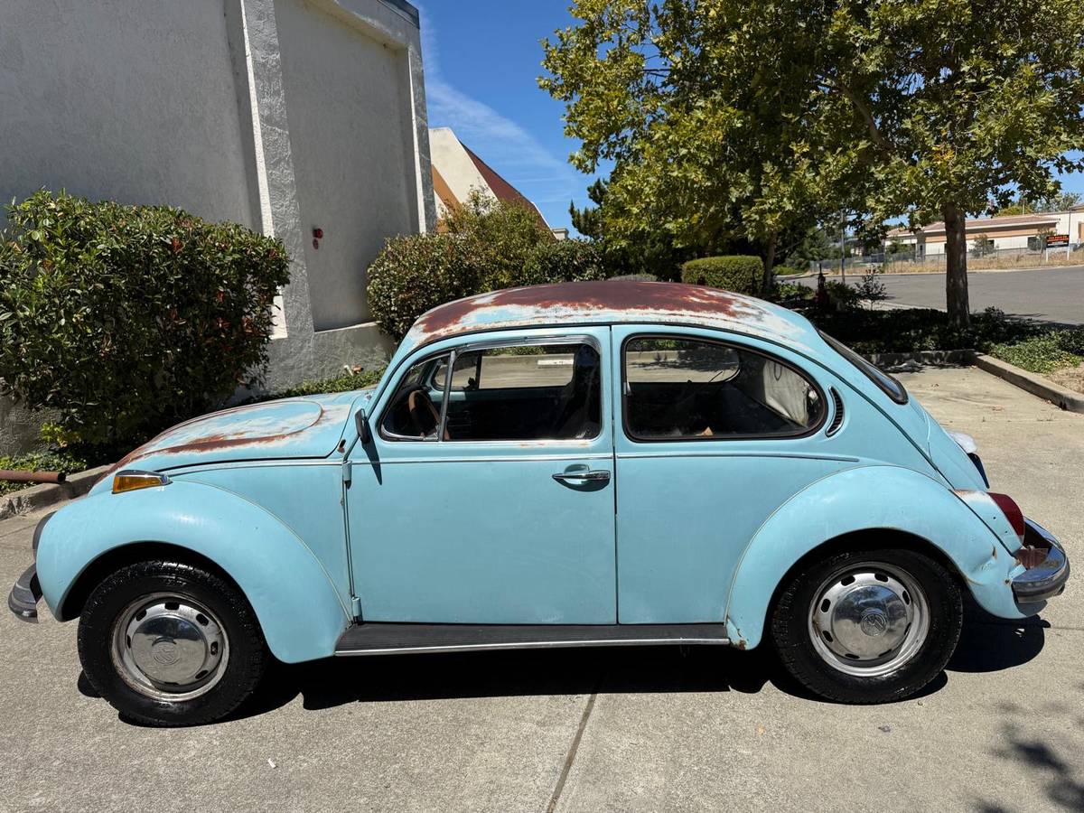 Volkswagen-Super-beetle-vw-1971-Blue