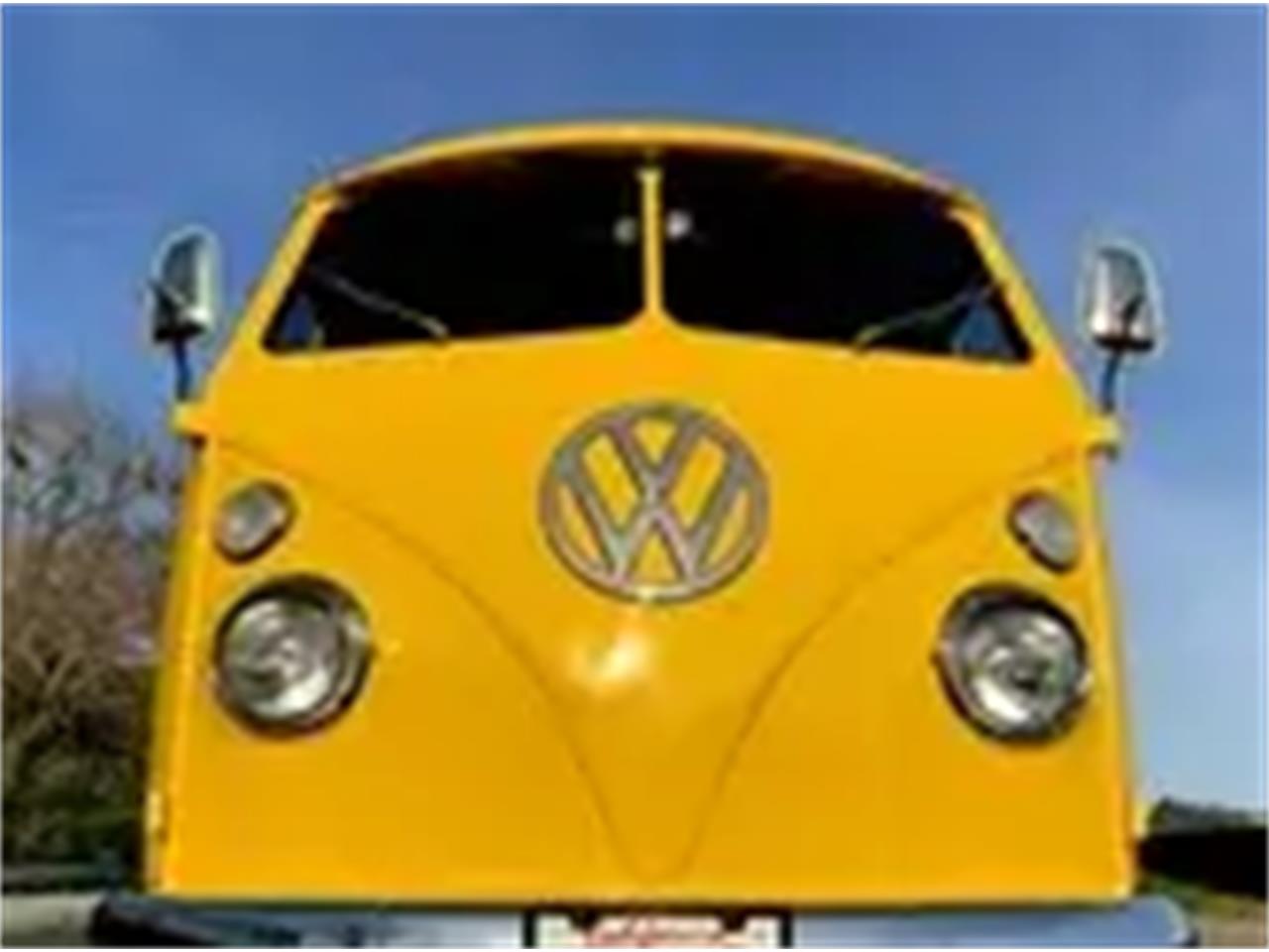 Volkswagen-Transporter-van-1964-Yellow