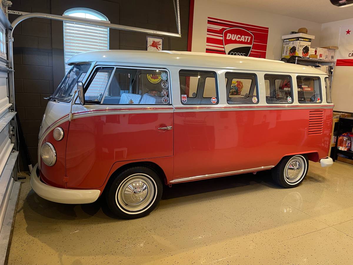 Volkswagen-Transporter-van-1968-Red