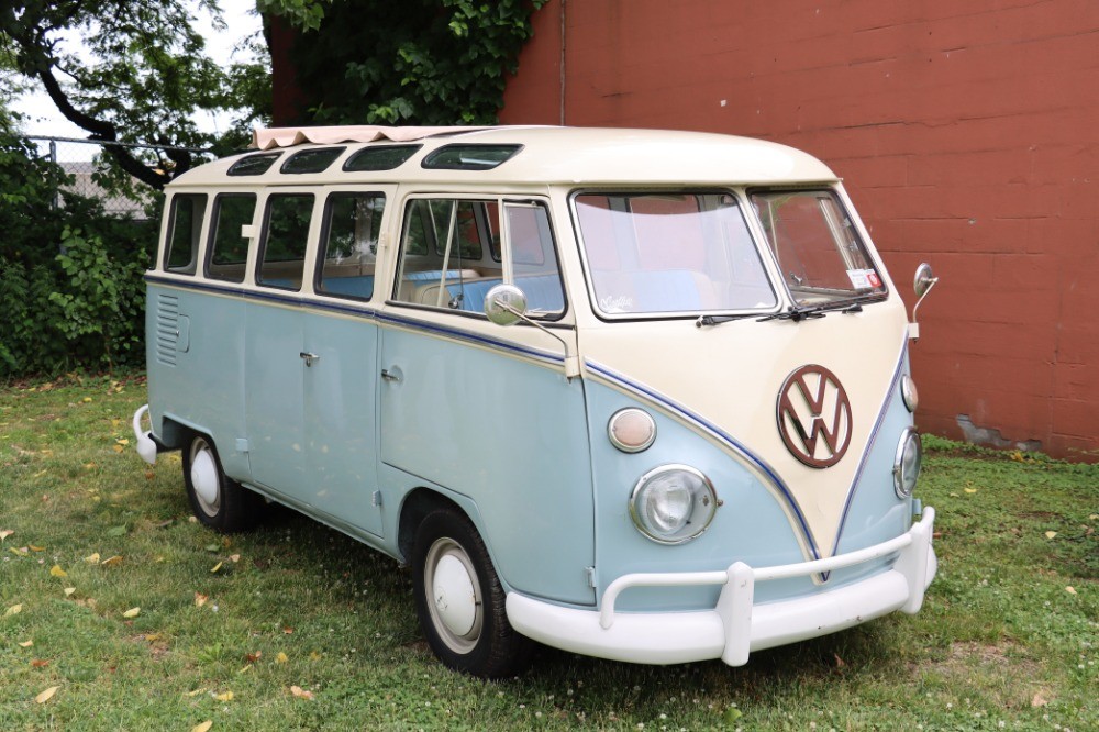 Volkswagen-Type-2-Bus-1974-Others-Tan