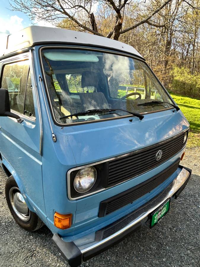Volkswagen-Vanagon-1982-Blue