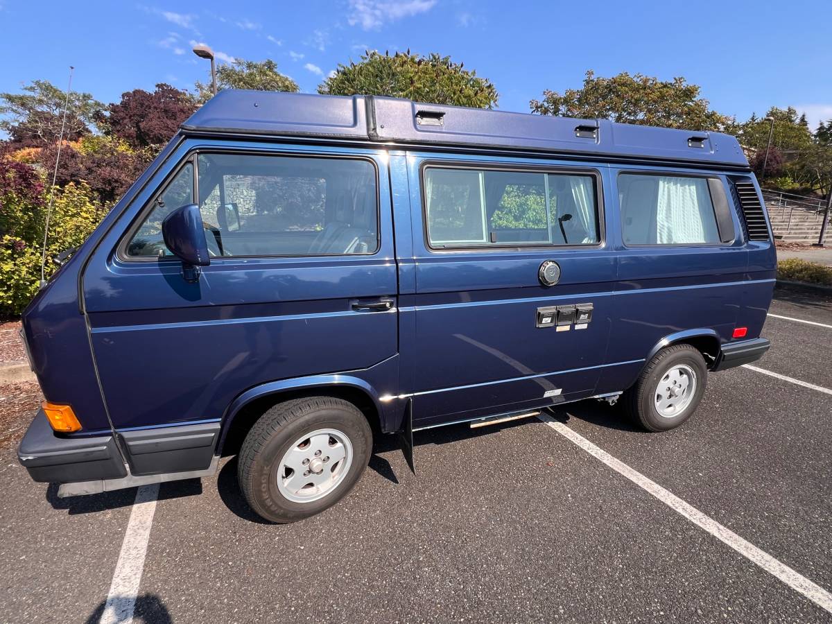 Volkswagen-Vanagon-1991