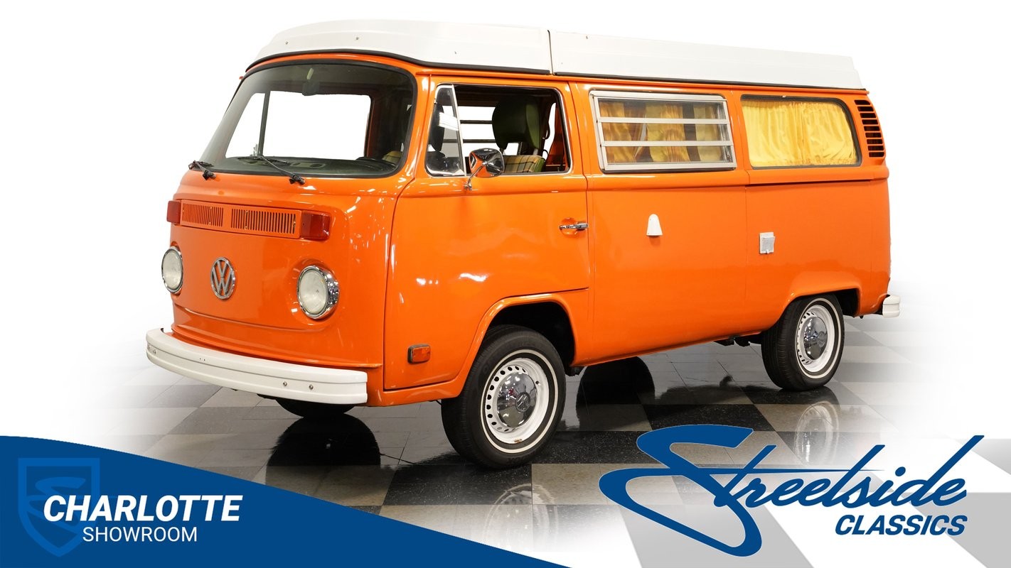 Volkswagen-Westfalia-Camper-1977-Van-Green