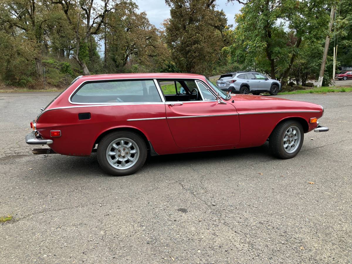 Volvo-P1800-es-1973-Red