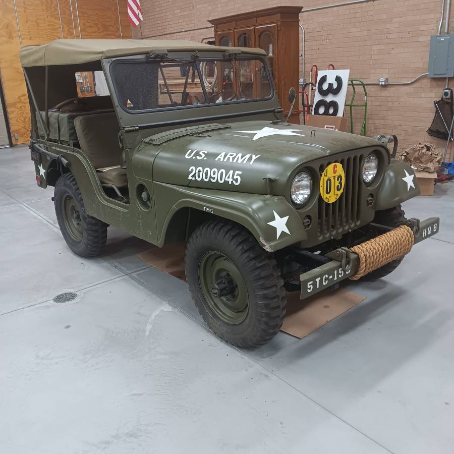 Willeys-army-jeep-1953-Green