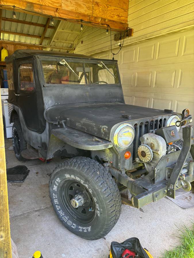 Willys-Jeep-1942-Black