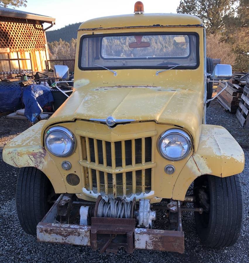 Willys-Pickup-1963-Yellow