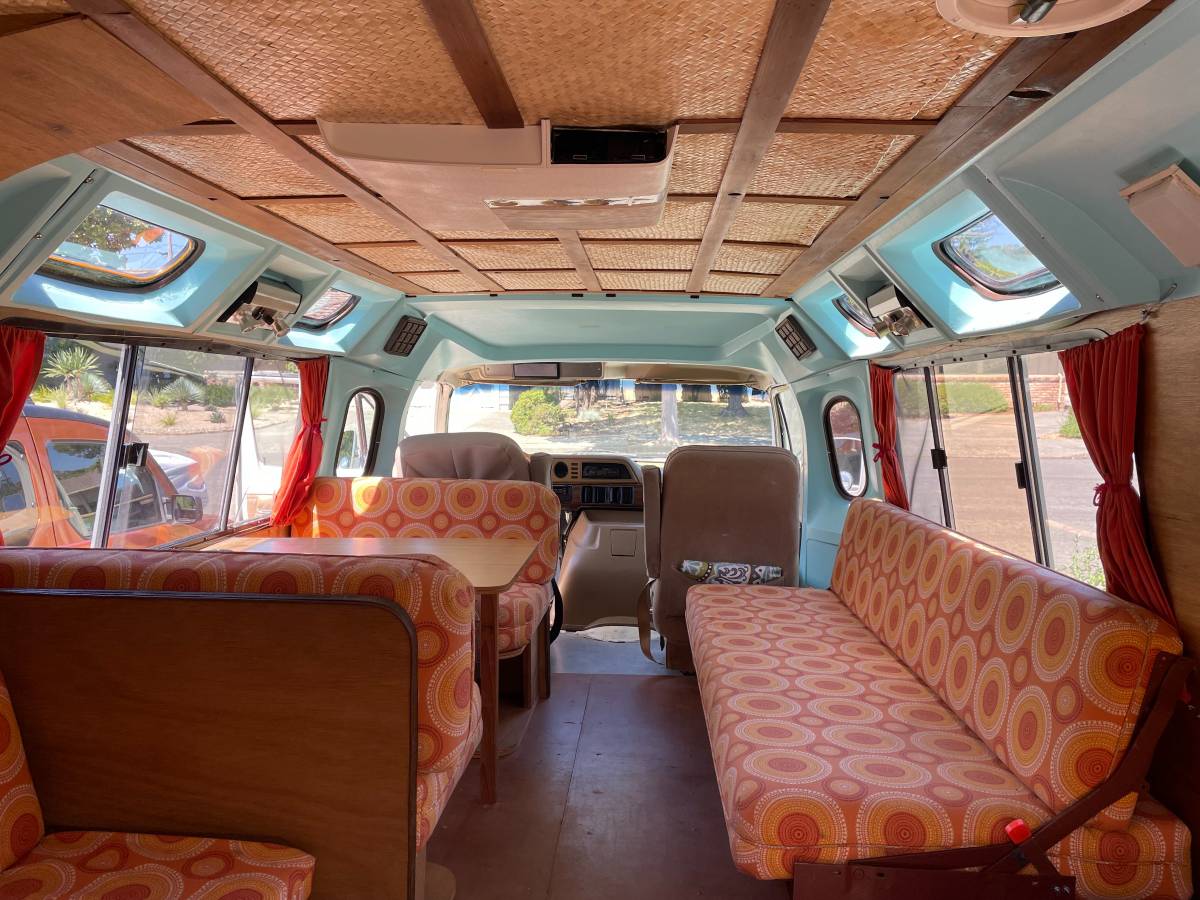 Winnebago-winnie-wagon-ii-1980-White