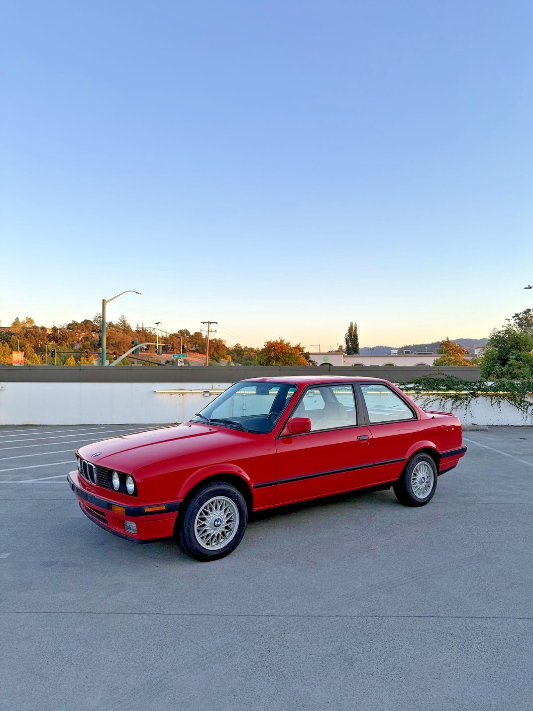 BMW-3-Series-1991-SEDAN-beige