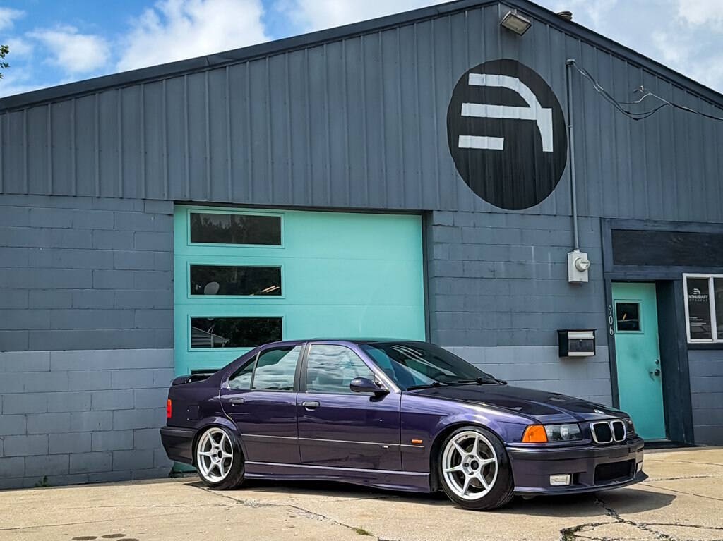 BMW-M3-1997-Sedan-GRAY
