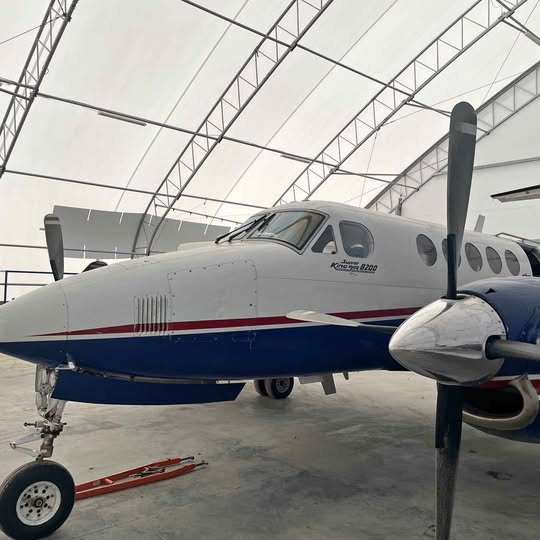 Beechcraft-B200-1981