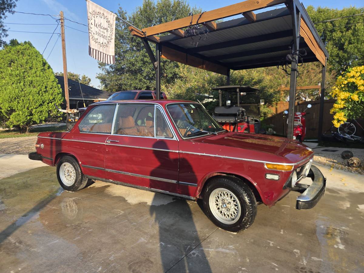 Bmw-2002-1976-Red
