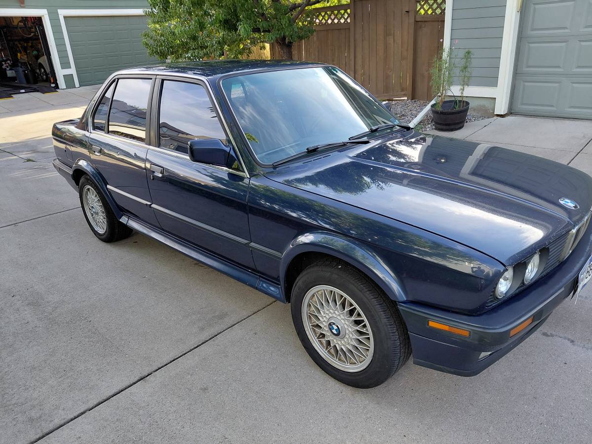 Bmw-325ix-1991-Blue