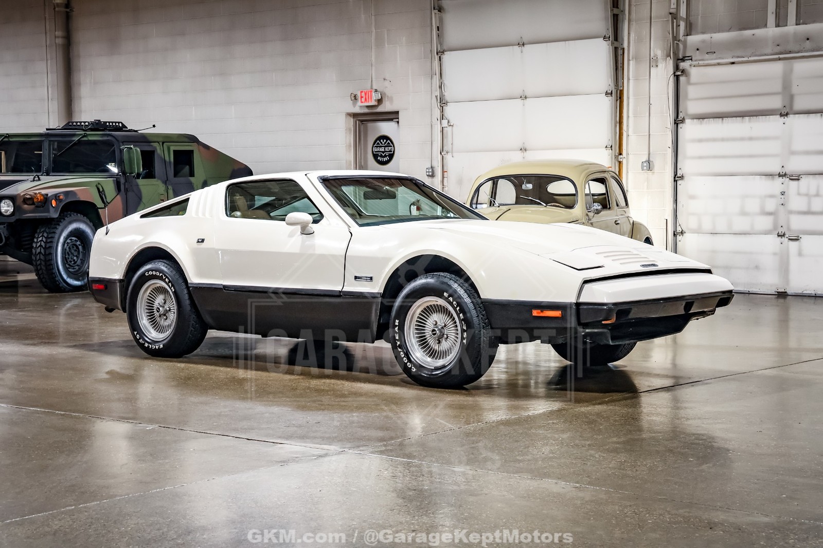 Bricklin-1974-Coupe-Tan