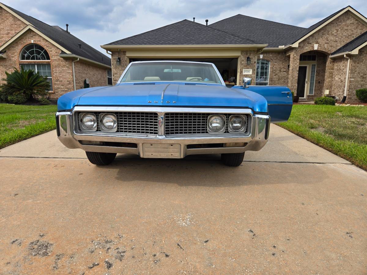 Buick-Electra-convertible-1969-Blue