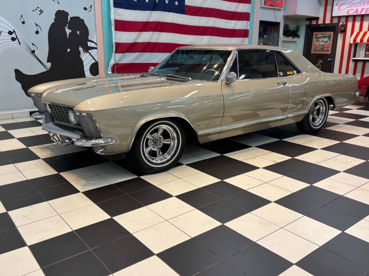 Buick-Riviera-1963-Brown-Saddle