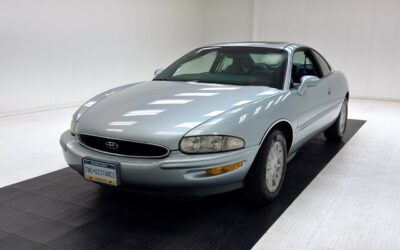 Buick Riviera 1996