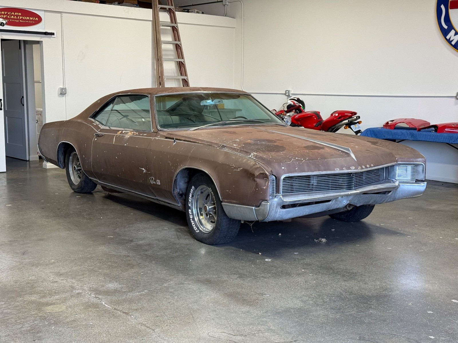 Buick-Riviera-GS-1966-Coupe-White