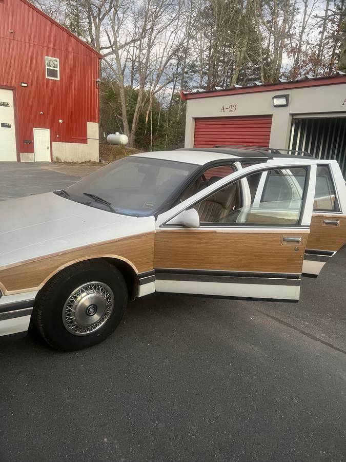 Buick-Roadmaster-1995-White