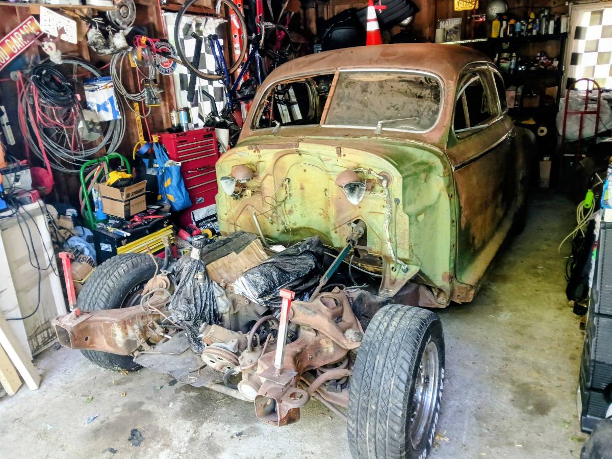 Buick-Special-1941-Green