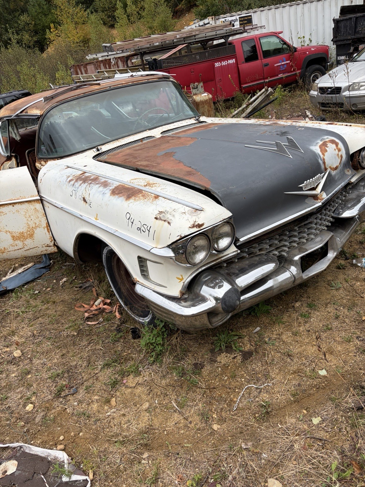 Cadillac-DeVille-1958-Coupe-Red