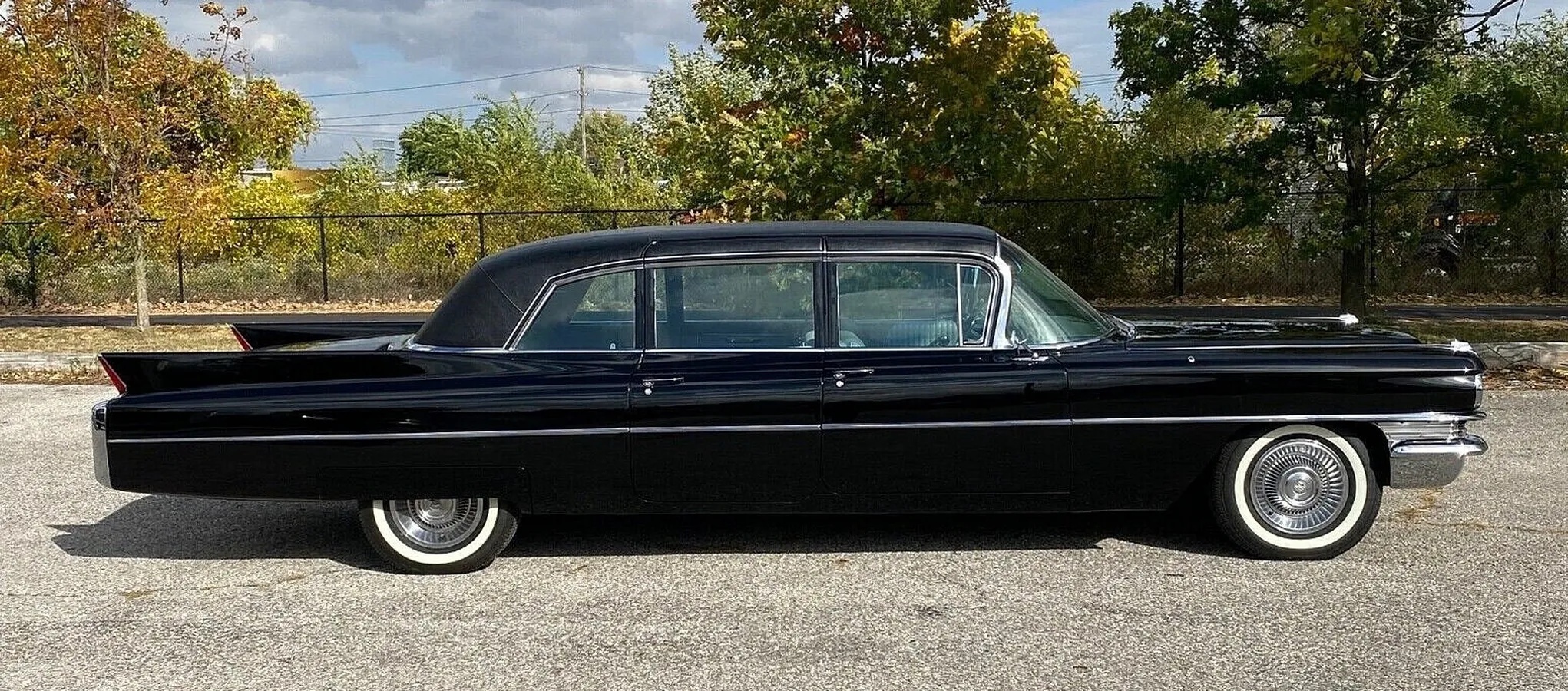 Cadillac-Fleetwood-1963-Black-Gray