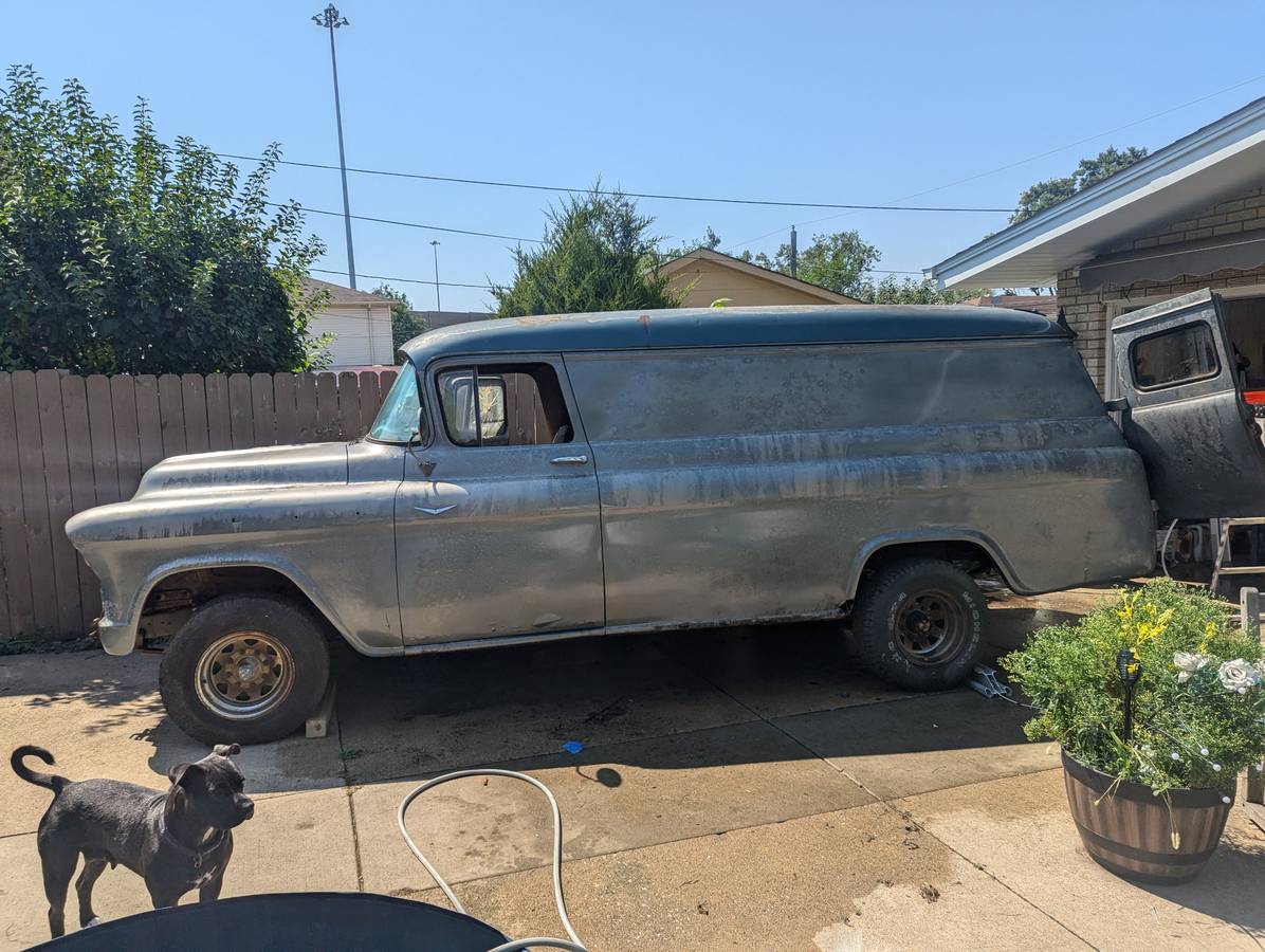 Chevrolet-3800-1-ton-2-wheel-drive-1957-Gray
