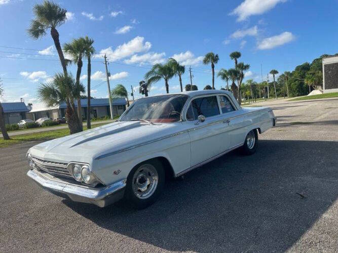 Chevrolet-Bel-air-1962-White-Black